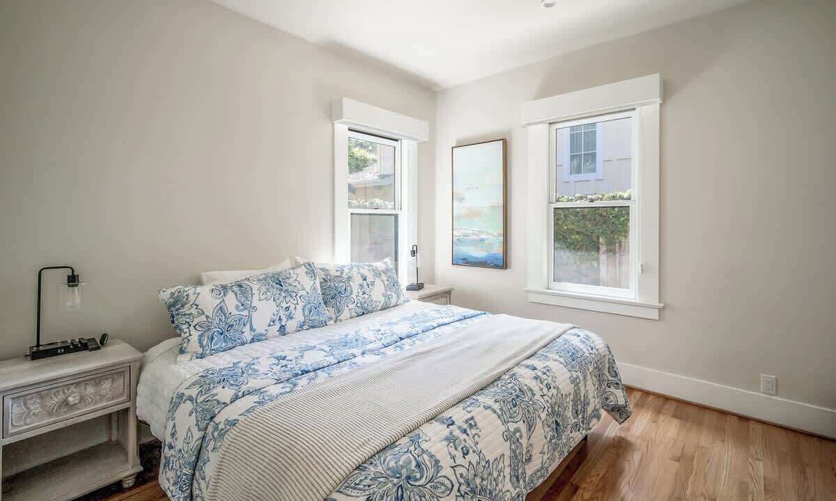 Photo of Bedroom in Golden Rectangle