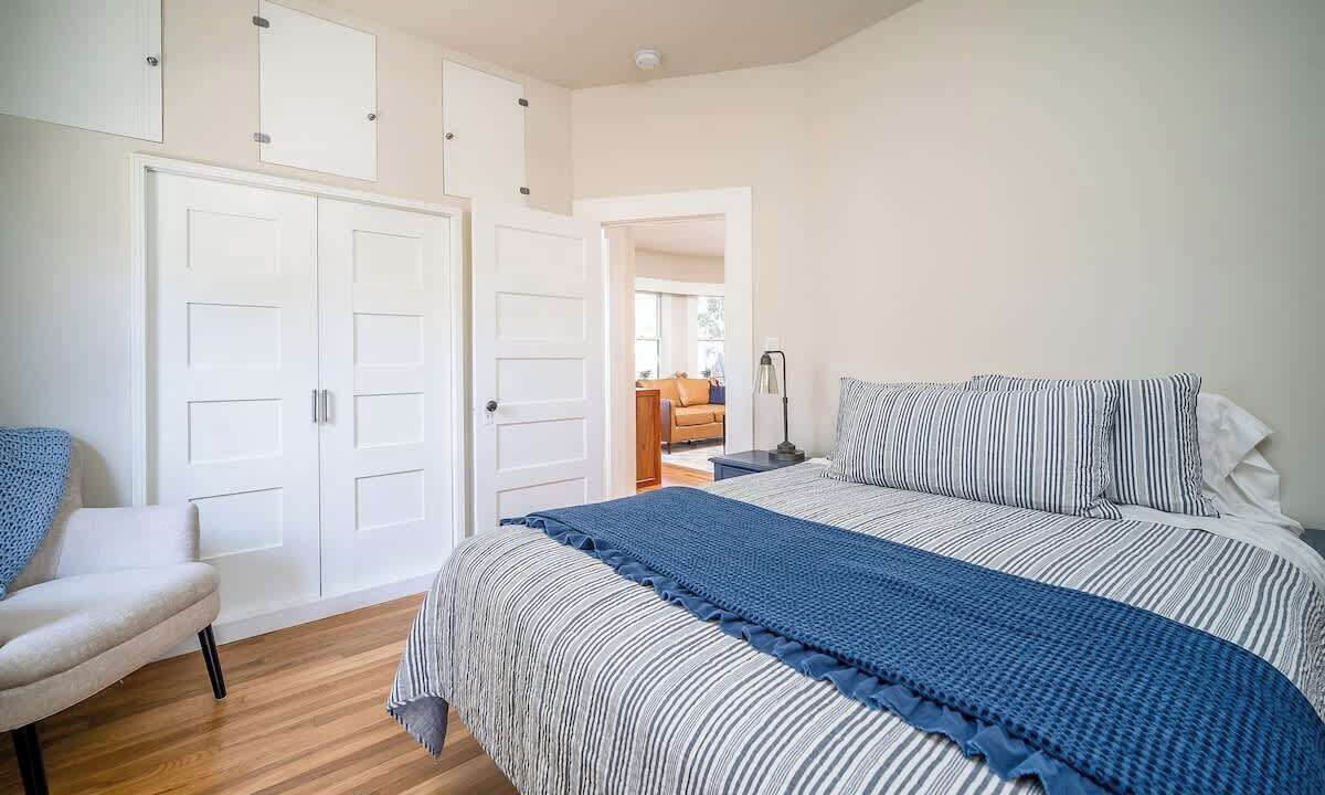 Photo of Bedroom in Golden Rectangle