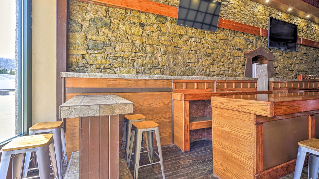 Photo of Others in Lansing