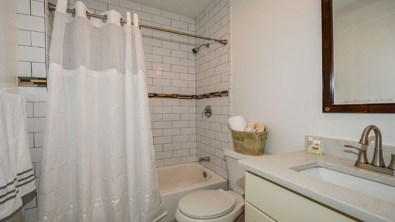 Photo of Bathroom in Peoplestown