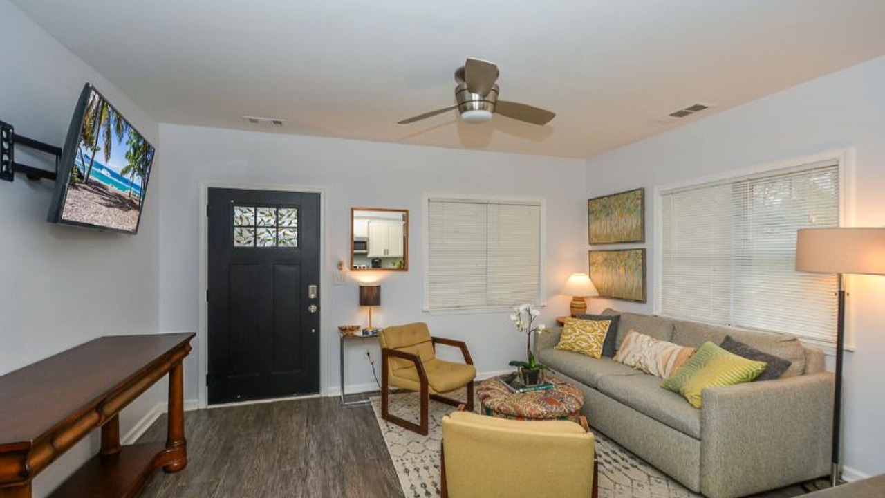 Photo of Livingroom in Peoplestown