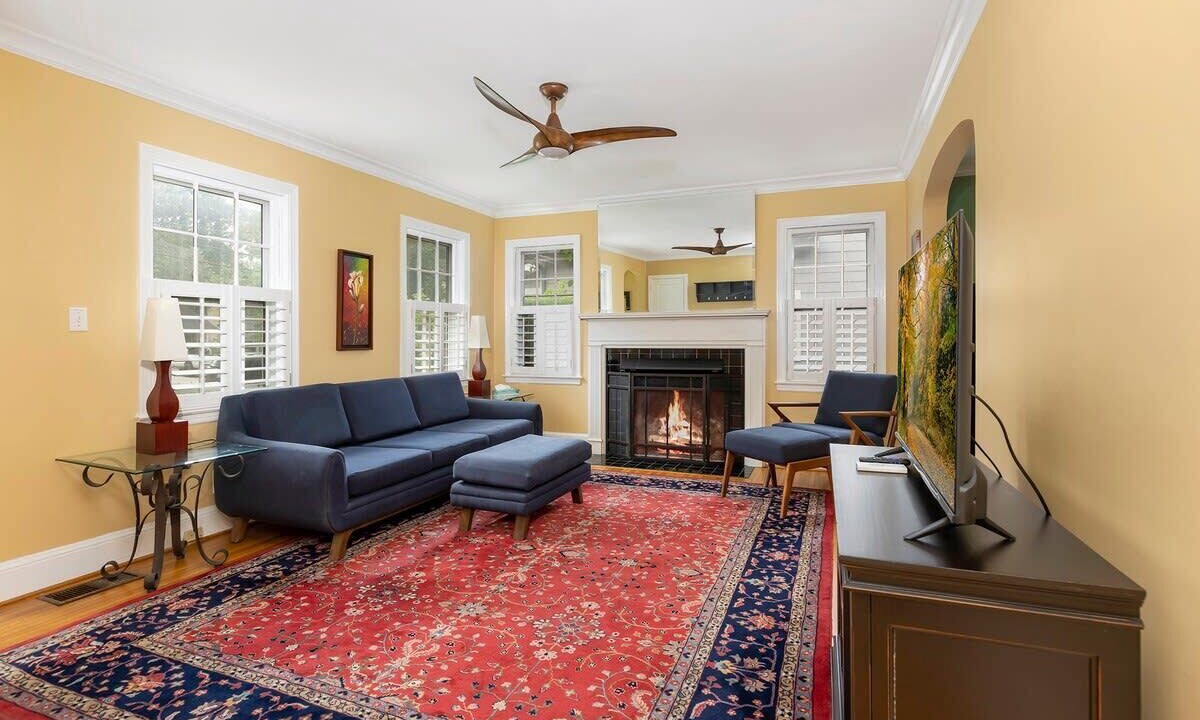 Photo of Bedroom in Plaza Midwood