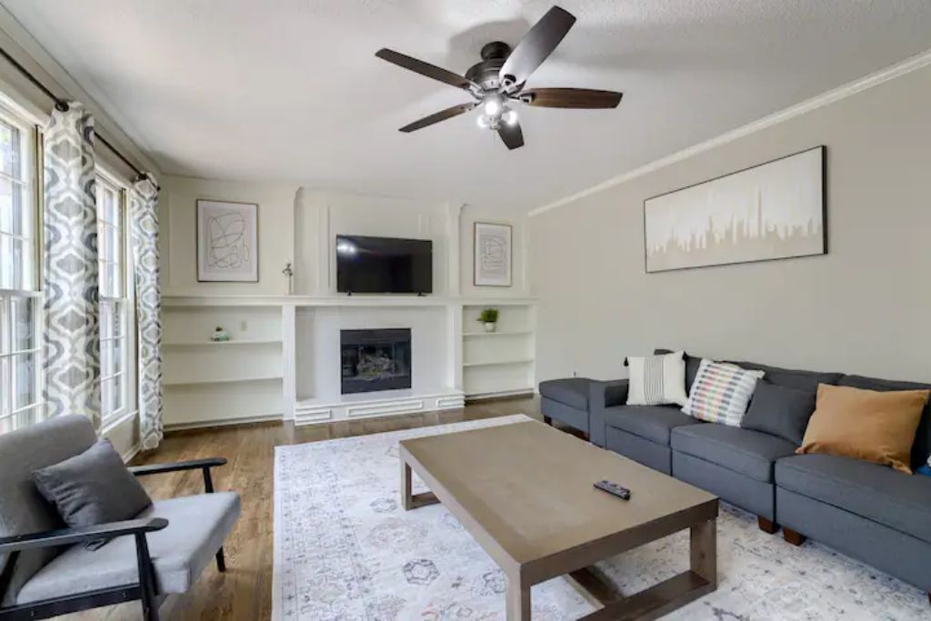 Photo of Livingroom in Olathe