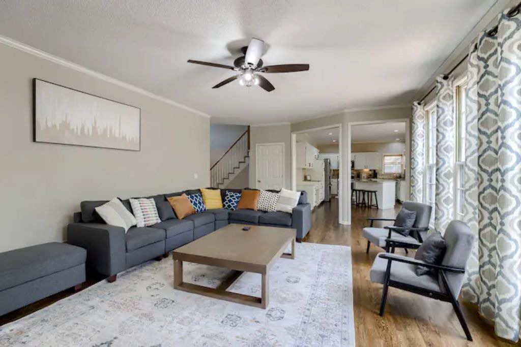 Photo of Livingroom in Olathe