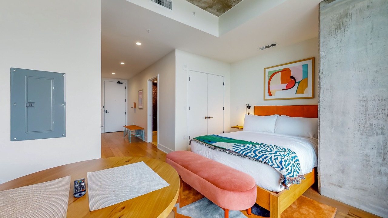 Photo of Bedroom in Rainey Street Historic District