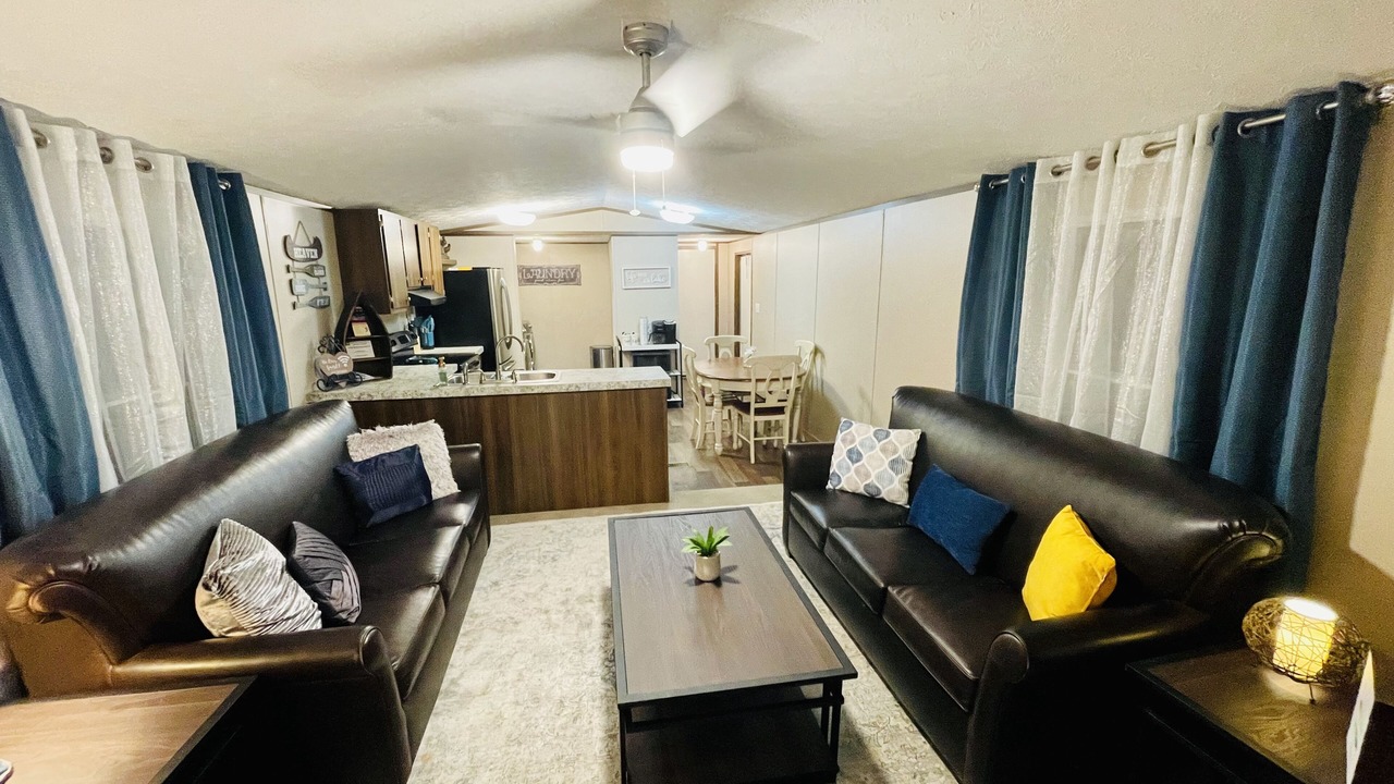 Photo of Livingroom in Pointblank