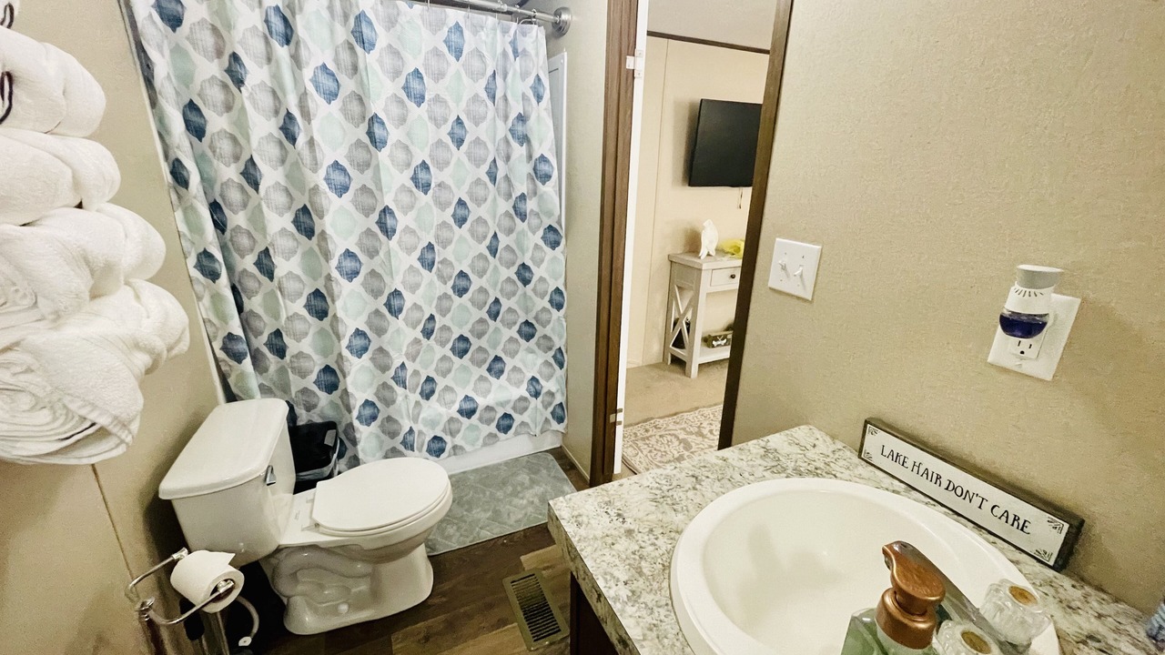 Photo of Bathroom in Pointblank