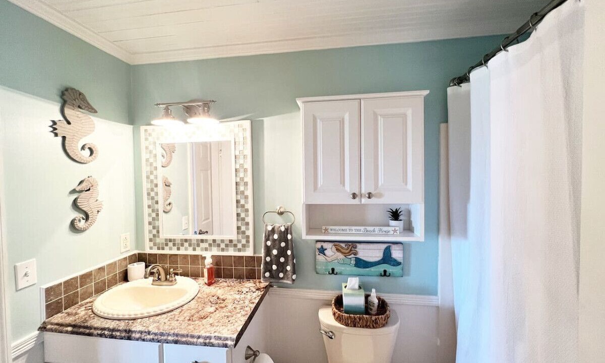 Photo of Bathroom in Ocean Isle Beach