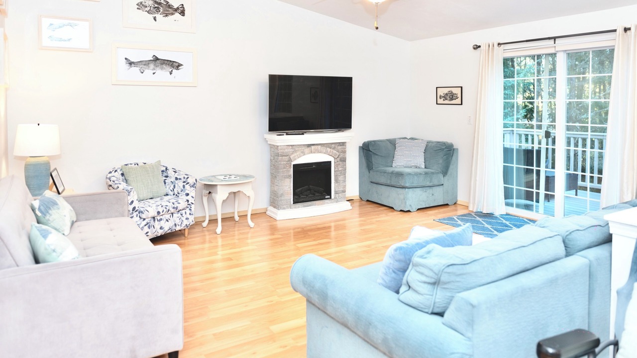 Photo of Livingroom in Westport