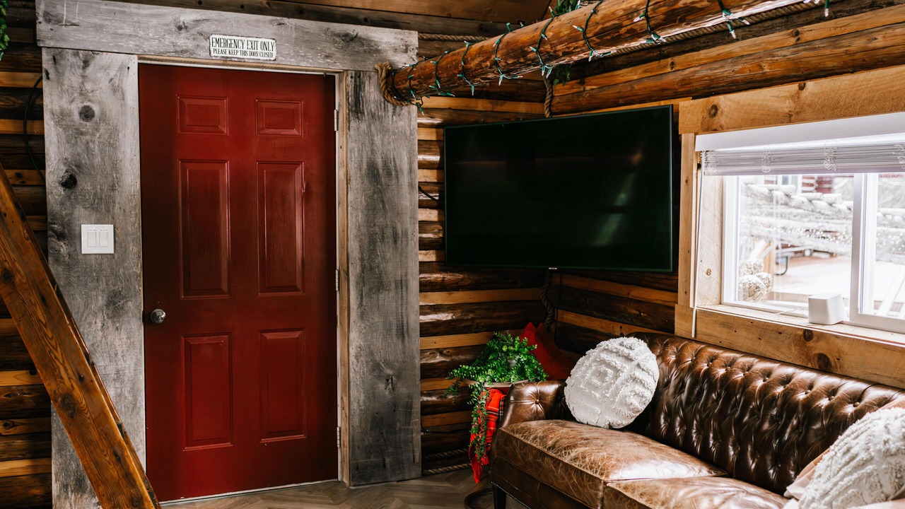 Photo of Livingroom in Wolverine