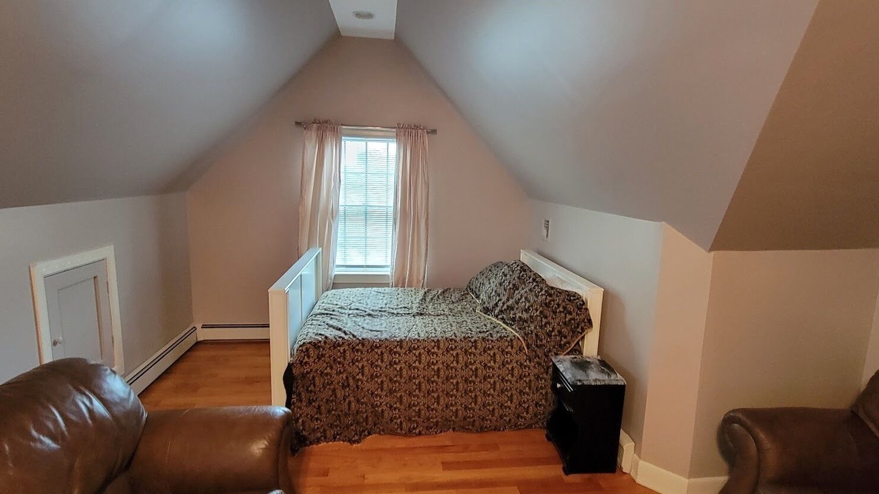 Photo of Bedroom in Riverhead