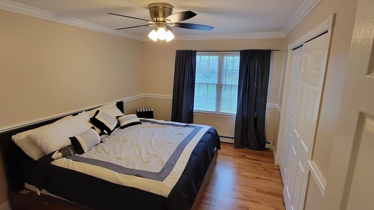Photo of Bedroom in Riverhead