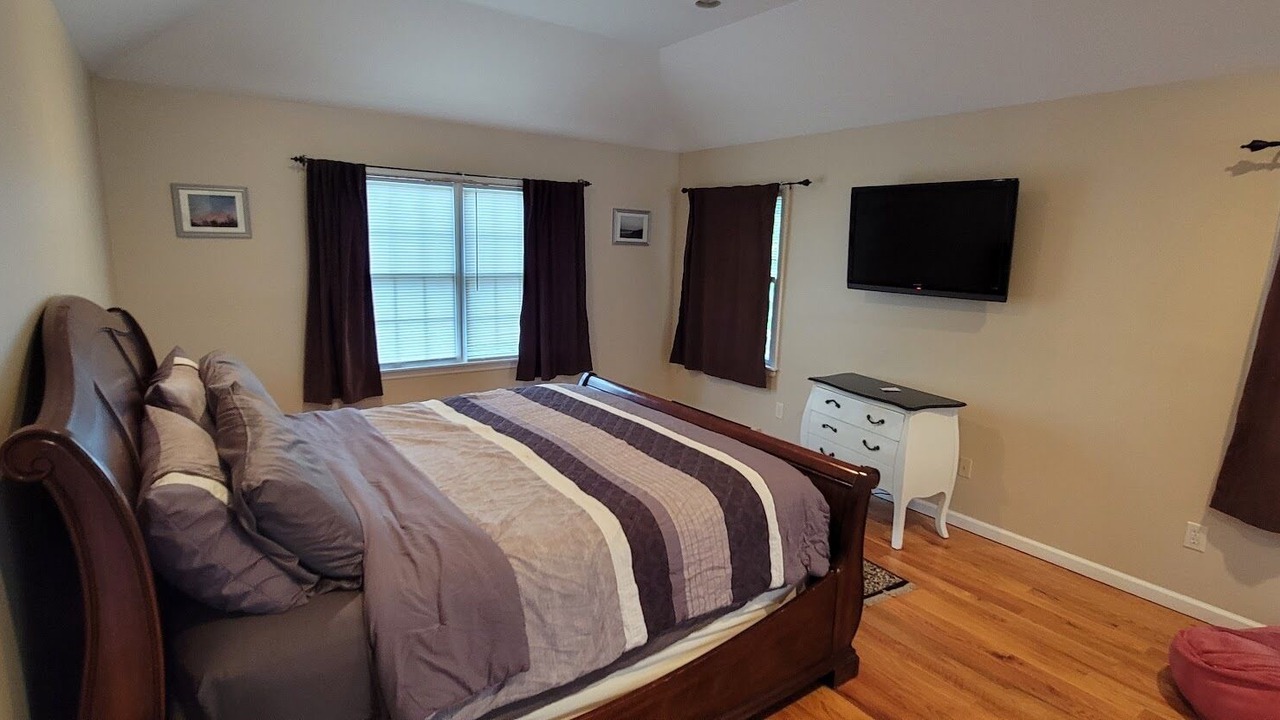 Photo of Bedroom in Riverhead