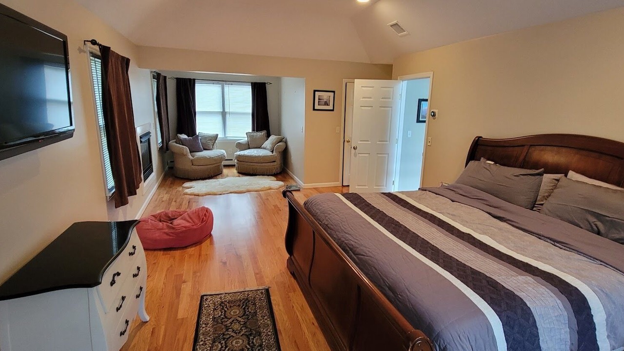 Photo of Bedroom in Riverhead