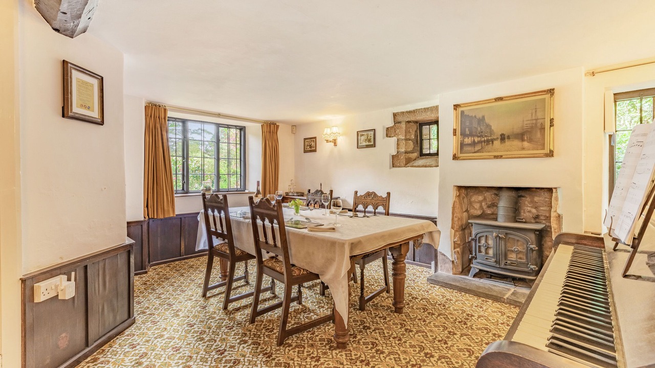 Photo of Others in Old Cleeve