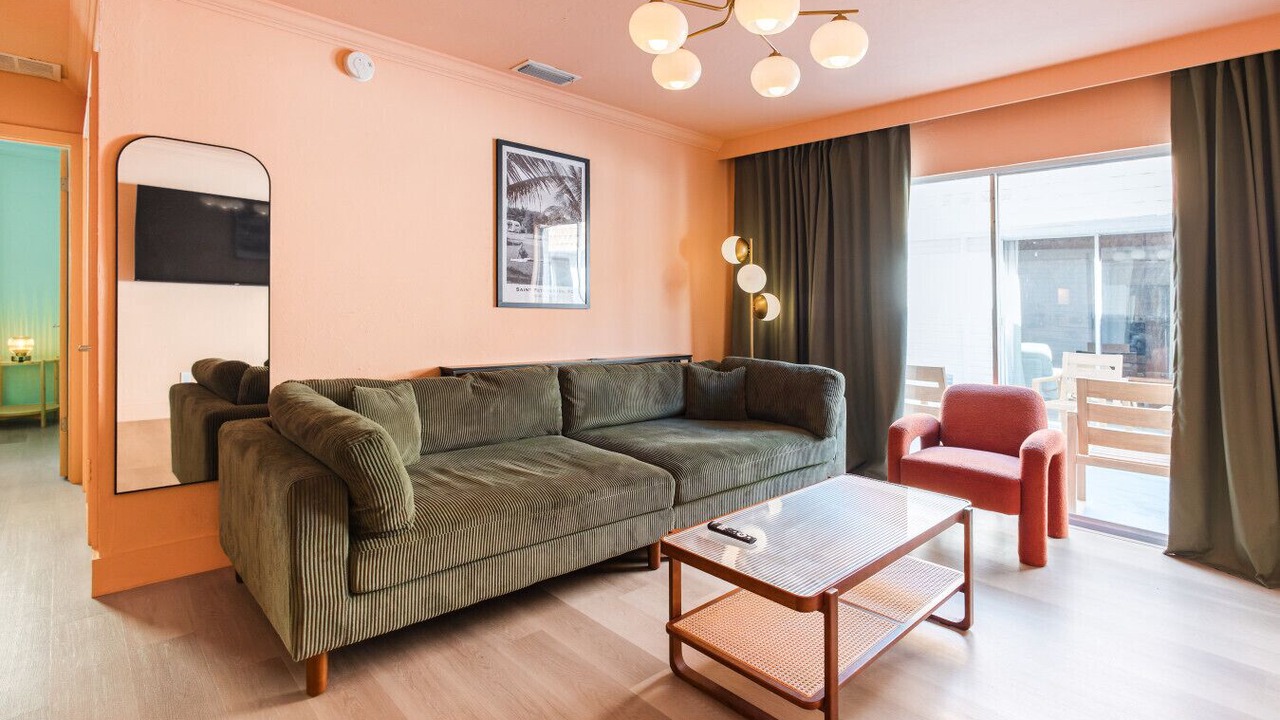 Photo of Livingroom in Bay Esplanade
