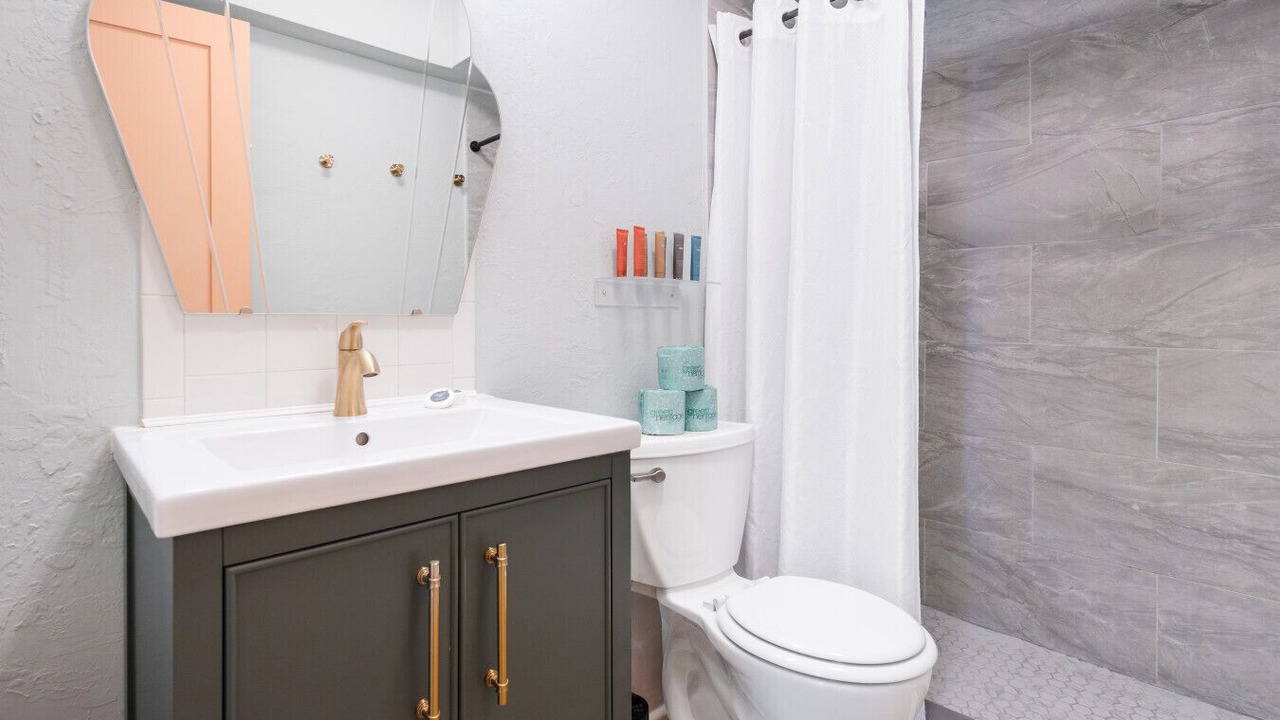 Photo of Bathroom in Bay Esplanade