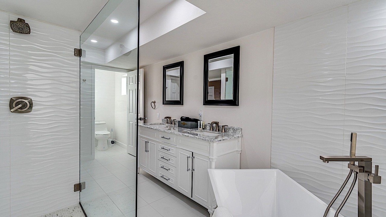 Photo of Bathroom in Mesa