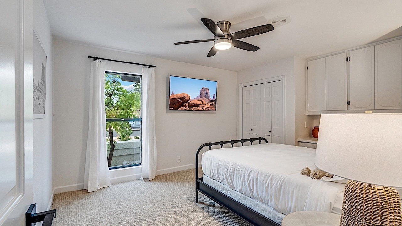 Photo of Bedroom in Mesa