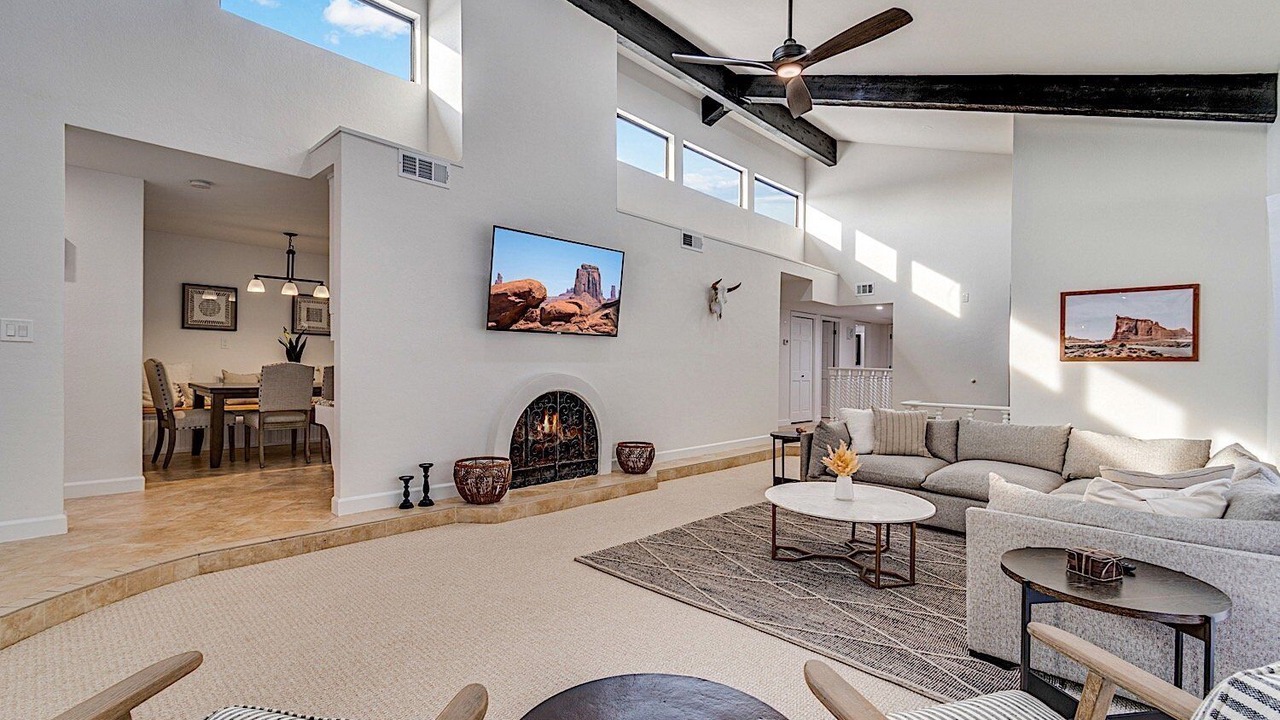 Photo of Livingroom in Mesa