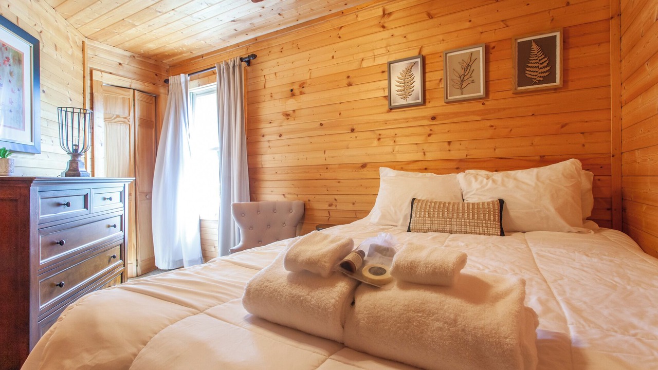 Photo of Bedroom in Almond