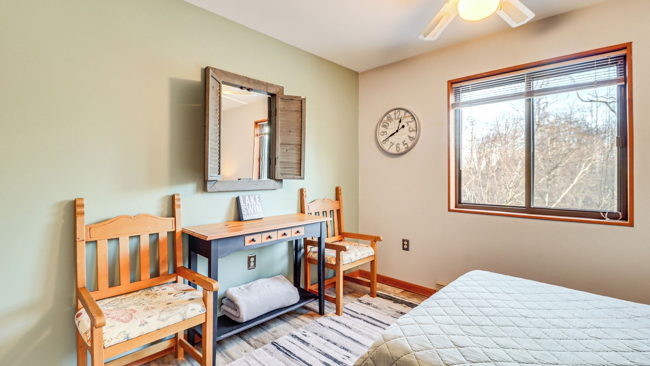 Photo of Bedroom in Long Pond