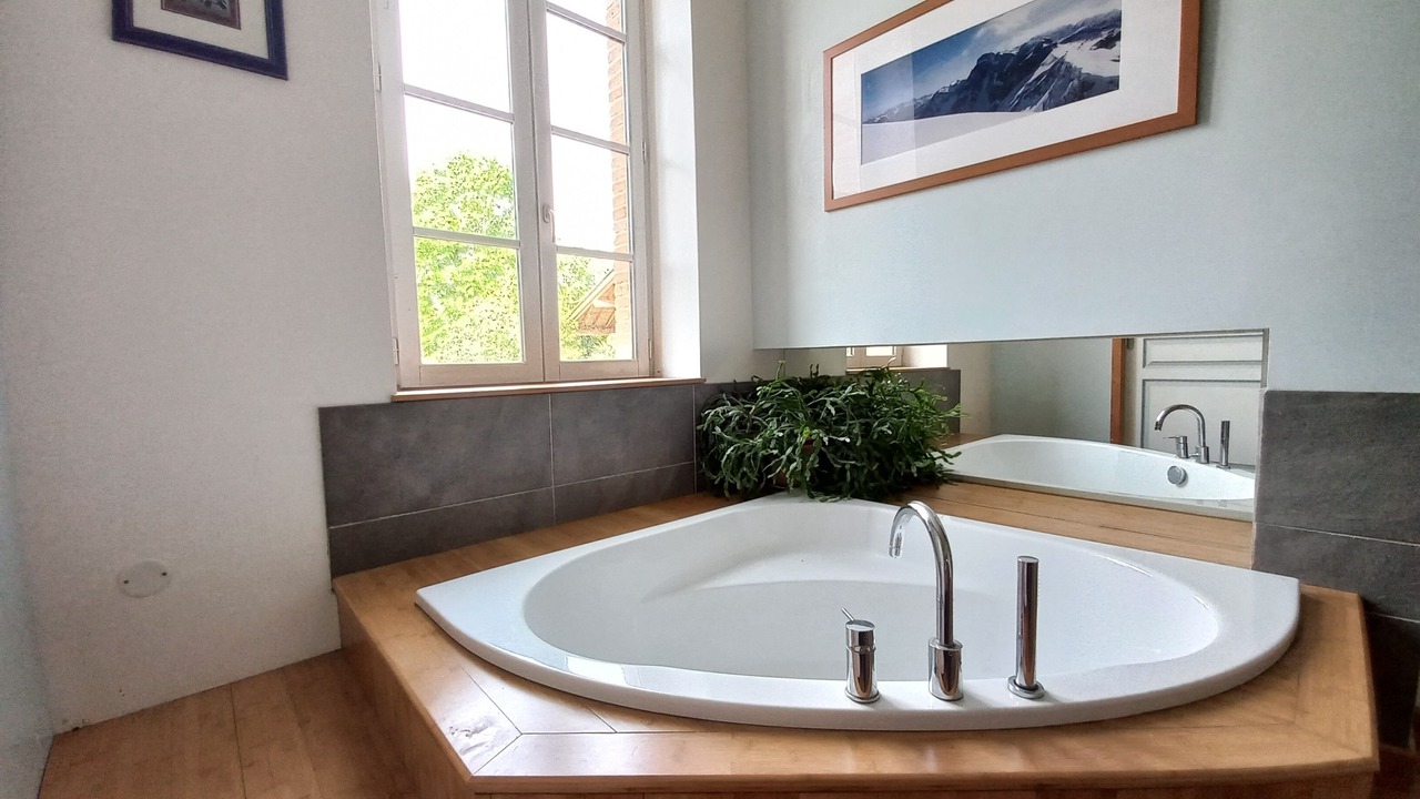 Photo of Bathroom in Azas