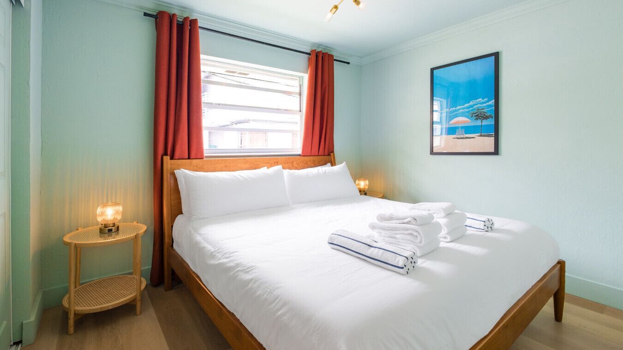Photo of Bedroom in Bay Esplanade