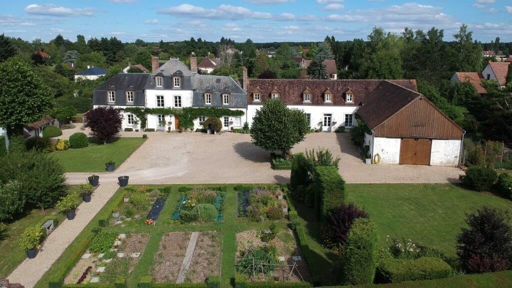 Photo of Outdoor in Paucourt