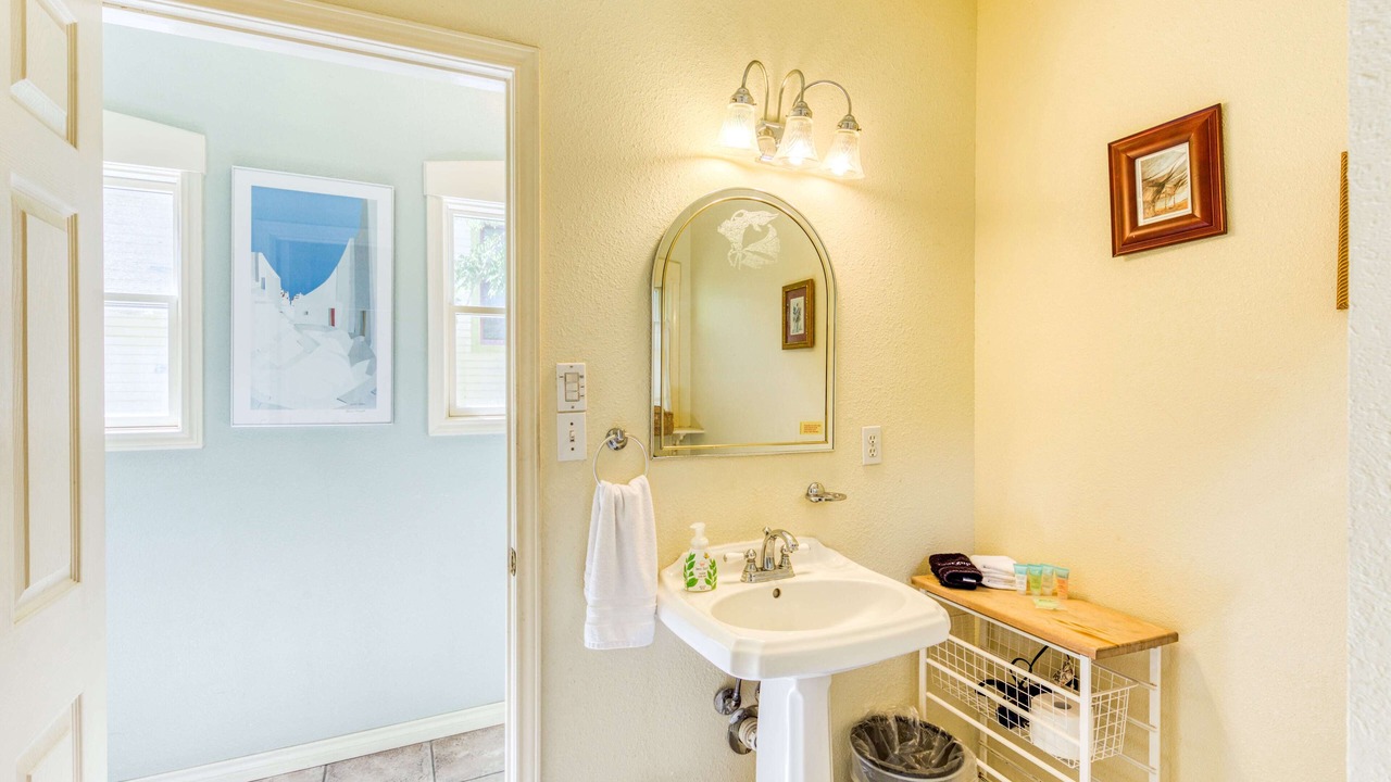 Photo of Bathroom in Arsenal