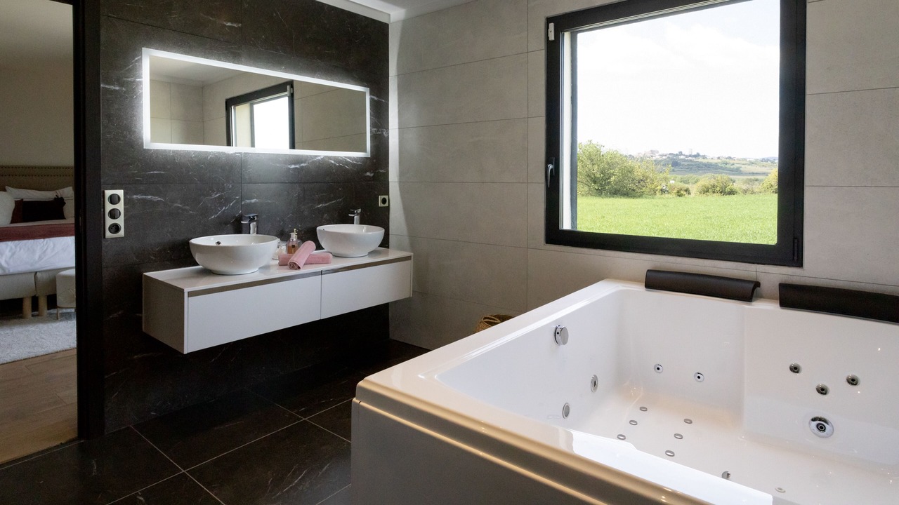 Photo of Bathroom in Puimisson