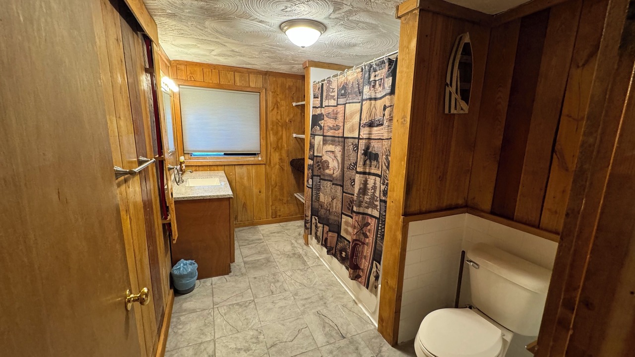 Photo of Bathroom in Brantingham