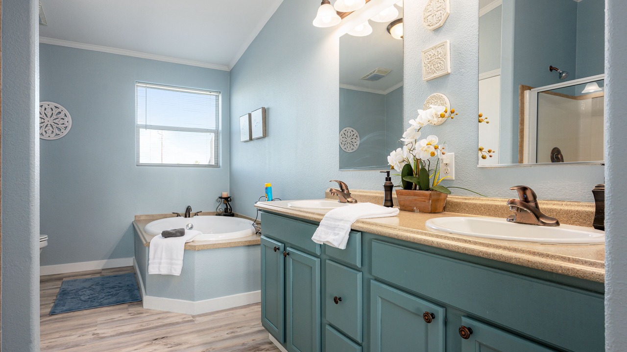 Photo of Bathroom in Crystal Beach