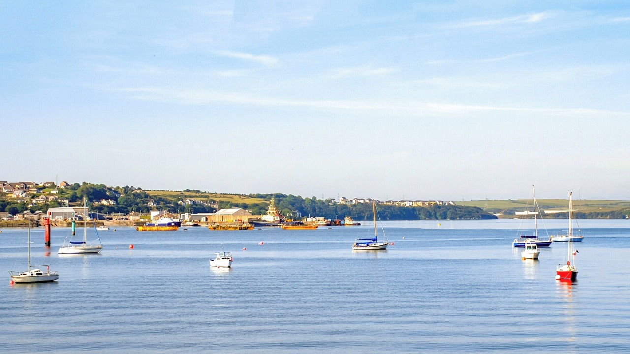 Photo of Others in Neyland