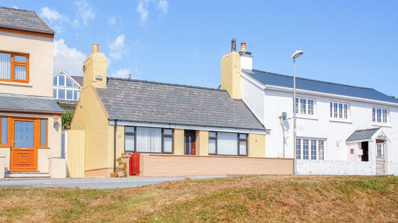 Photo of Others in Neyland