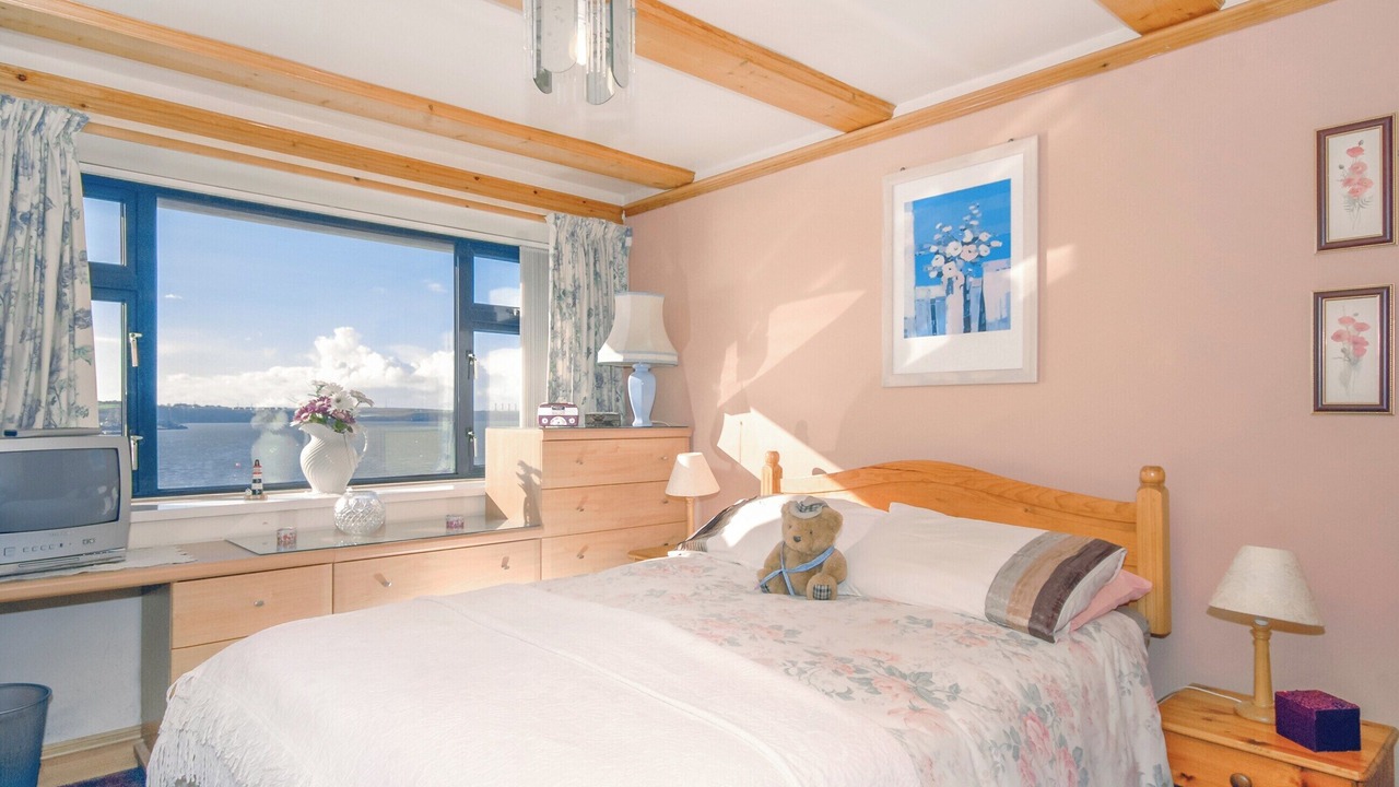 Photo of Others in Neyland