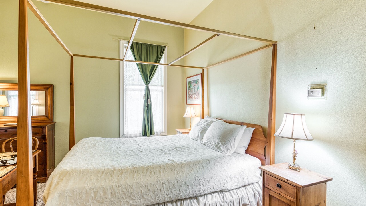 Photo of Bedroom in Arsenal