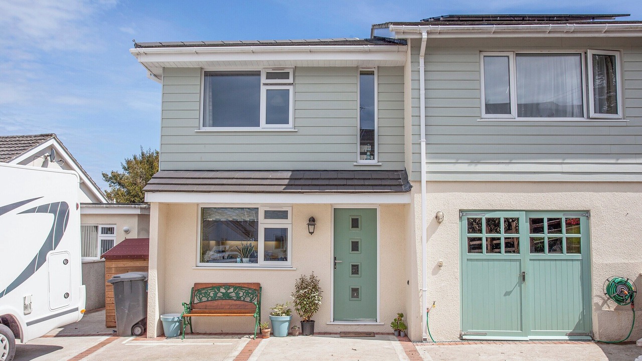 Photo of Others in Galmpton