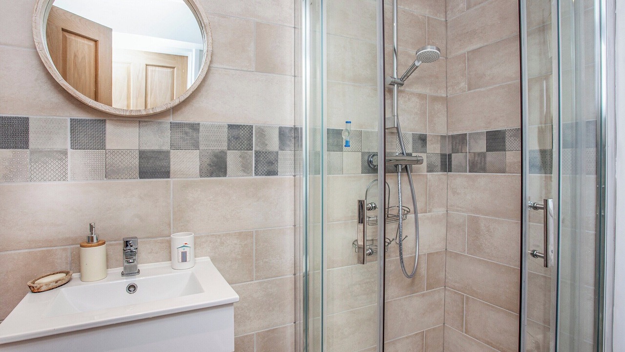 Photo of Bathroom in Galmpton