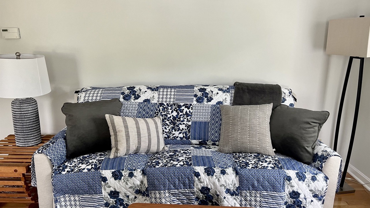 Photo of Livingroom in York Harbor