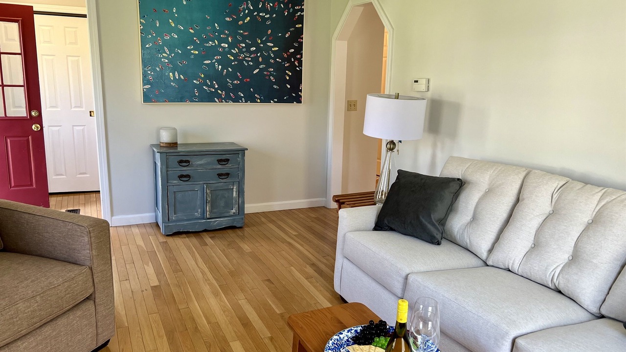 Photo of Livingroom in York Harbor