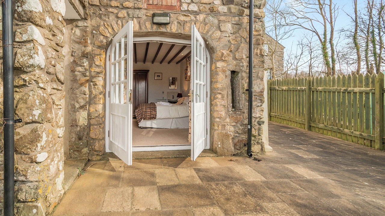 Photo of Others in St Brides