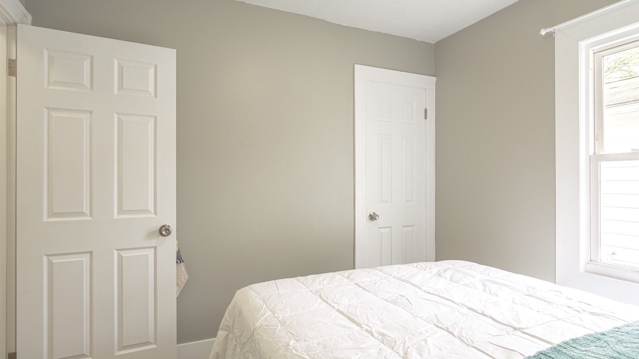 Photo of Bedroom in Hazel Park