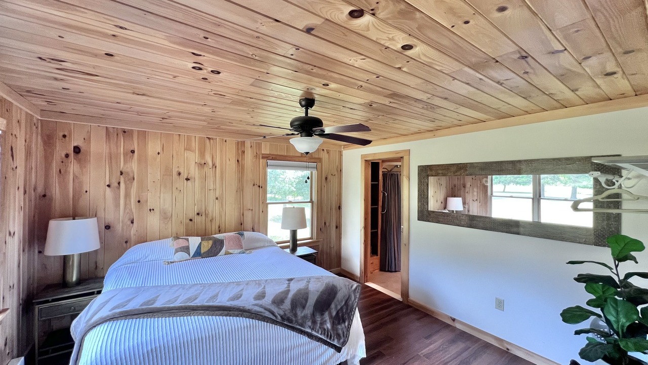 Photo of Bedroom in Springwater