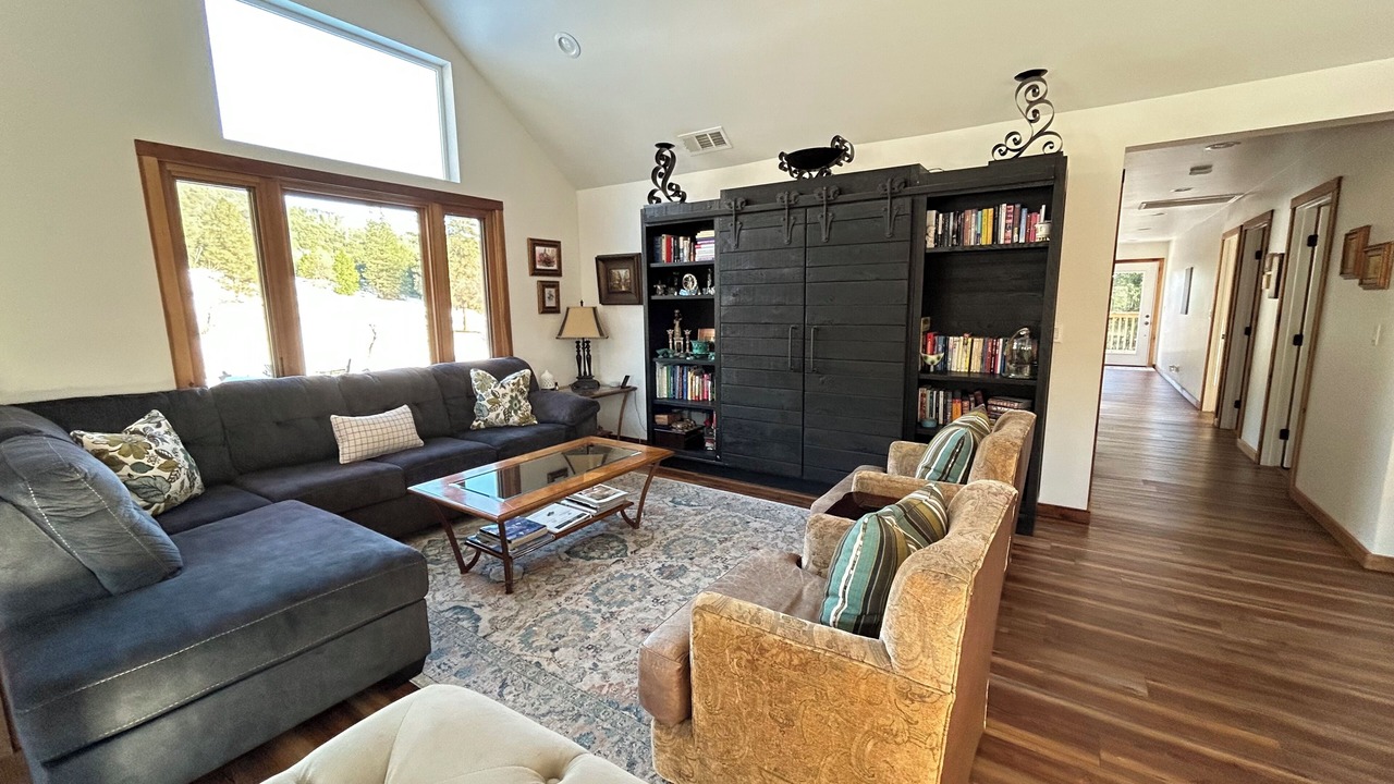 Photo of Livingroom in Mariposa