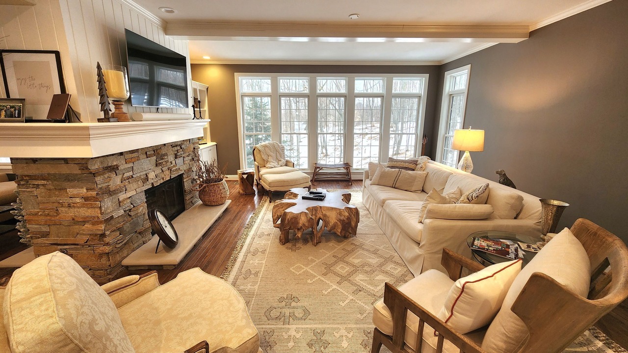 Photo of Livingroom in Birchwood Farms