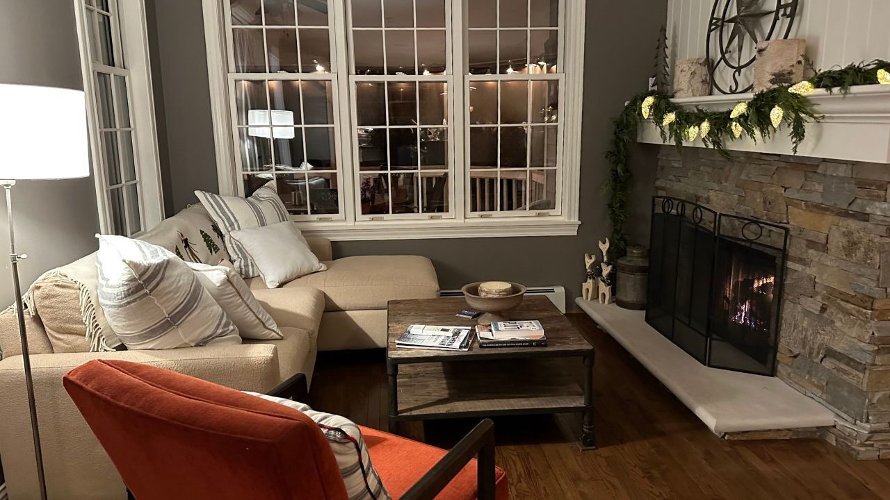 Photo of Livingroom in Birchwood Farms