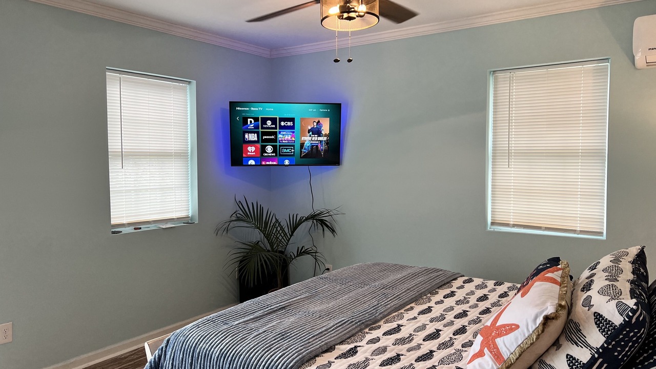Photo of Bedroom in Calvert Beach-Long Beach