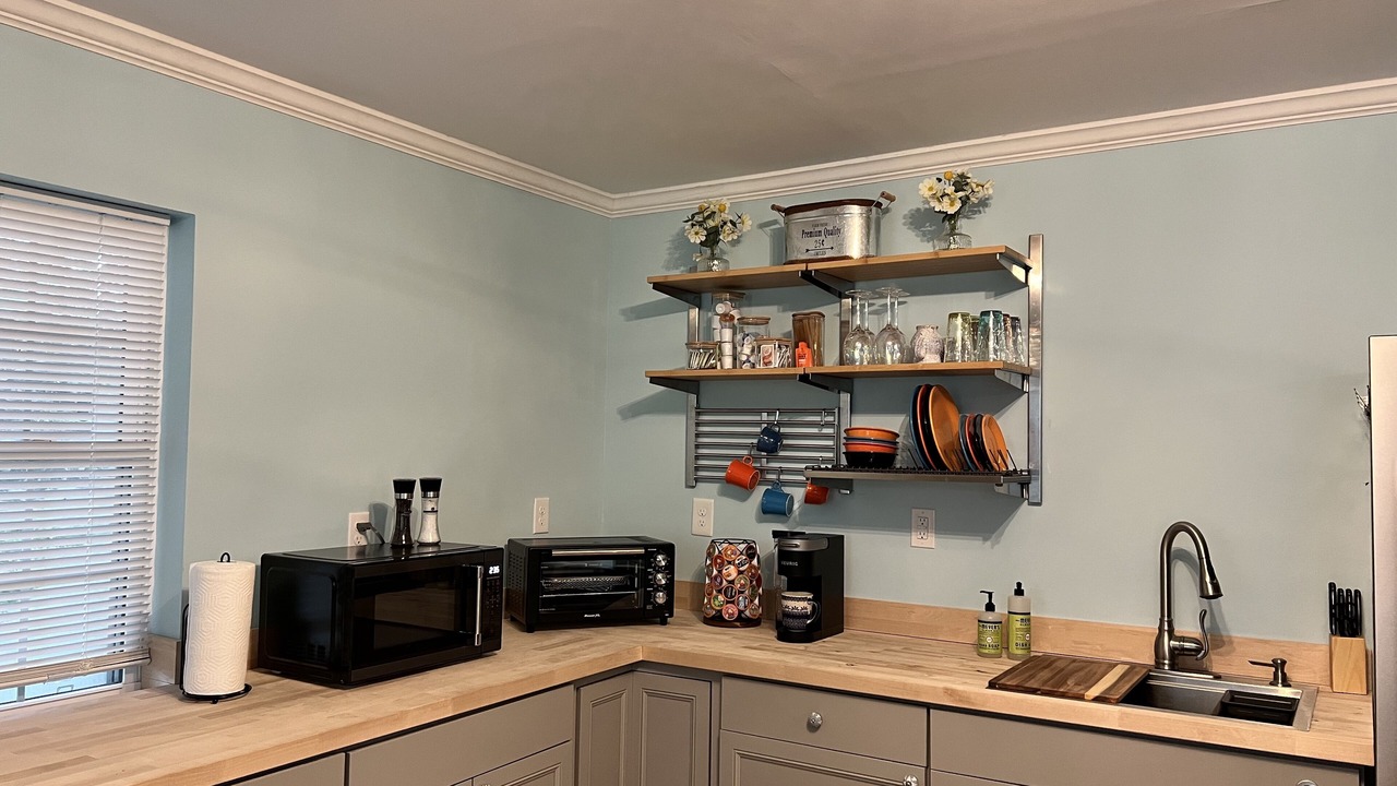 Photo of Kitchen in Calvert Beach-Long Beach