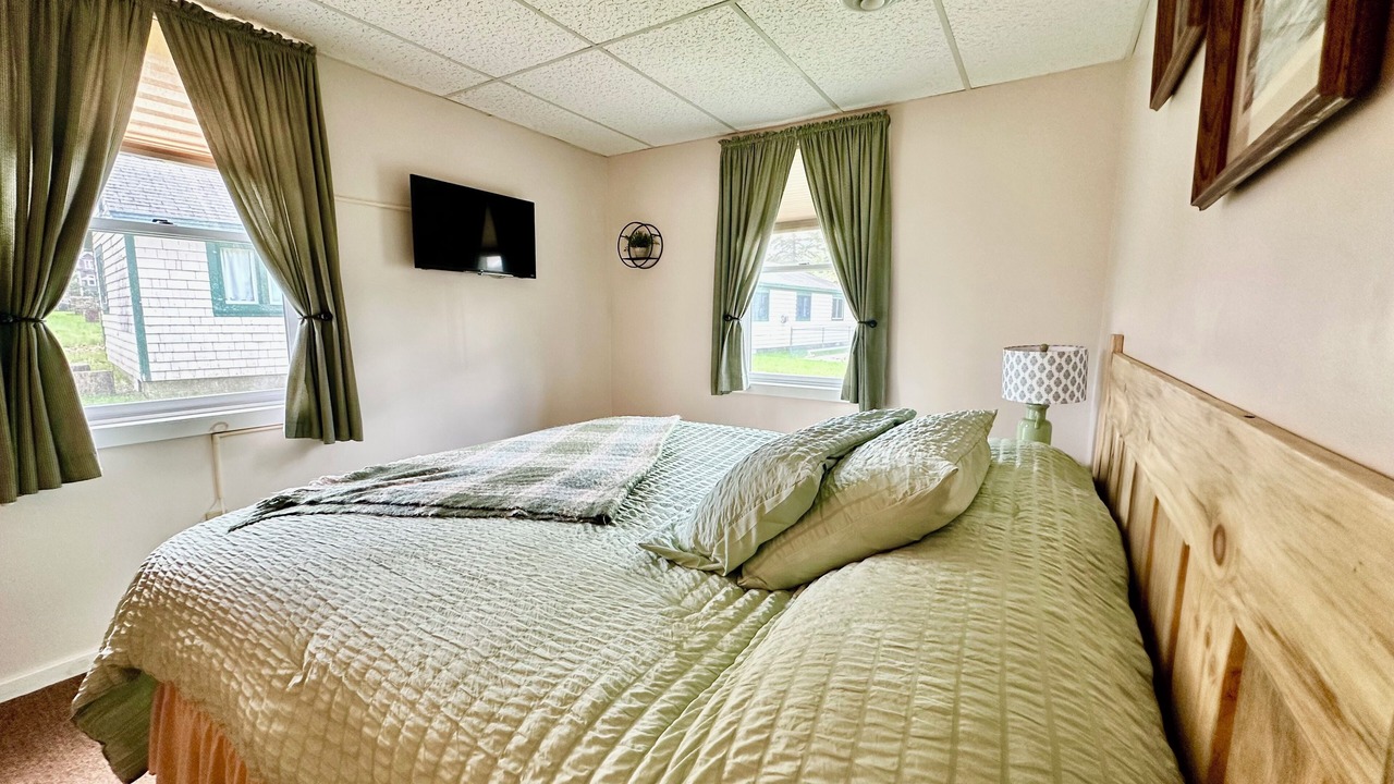 Photo of Bedroom in Town of Webb